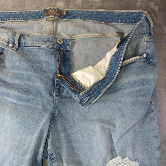 Torrid Women's 26 Denim Blue Distressing Vintage Raw Hem Crop Boyfriend Jeans - Picture 2 of 10